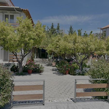 Ktima Klimentini Apartment Vivari Exterior photo